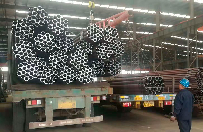 500*25直縫鋼管：質(zhì)量可靠，價格實惠，您身邊的鋼鐵專家